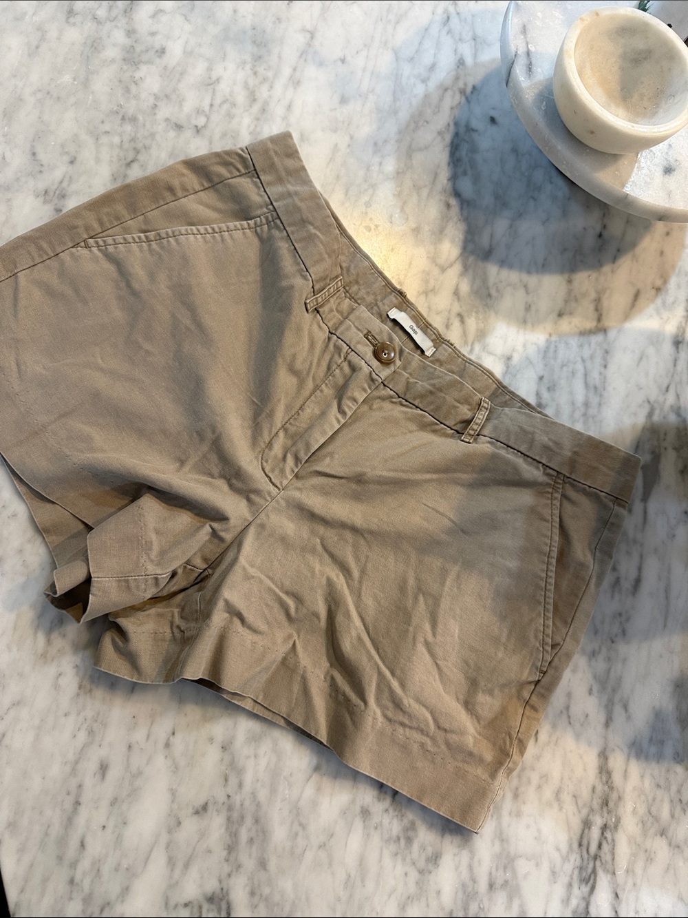 GAP Women's Tan Chino Shorts low rise